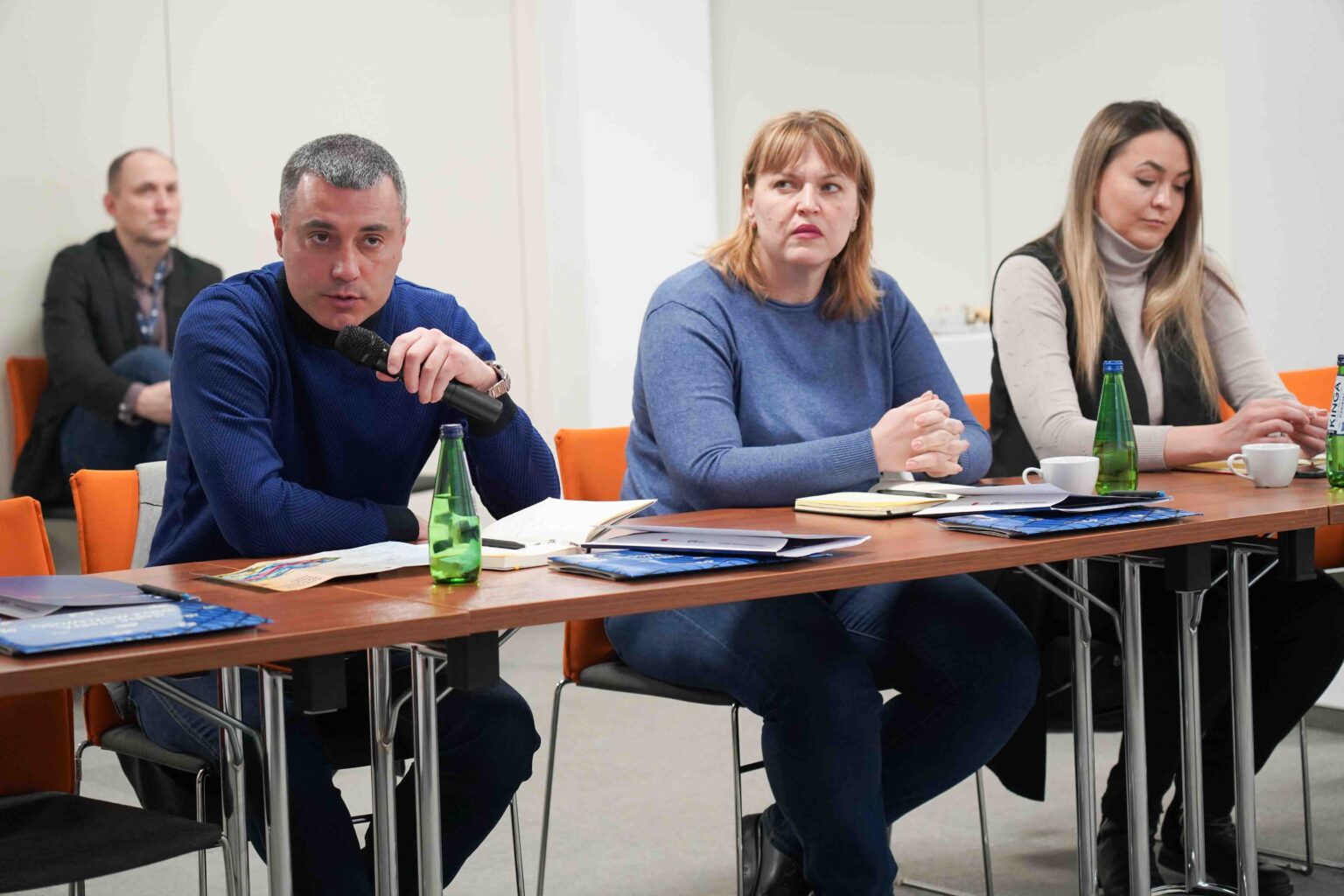 Zdjęcie z galerii wydarzenia: Przedstawiciele samorządów z Ukrainy z wizytą w LSSE