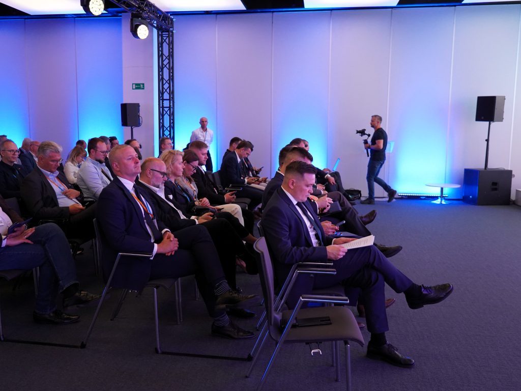 ludzie, wydarzenie, Poznań, konferencja MOVE