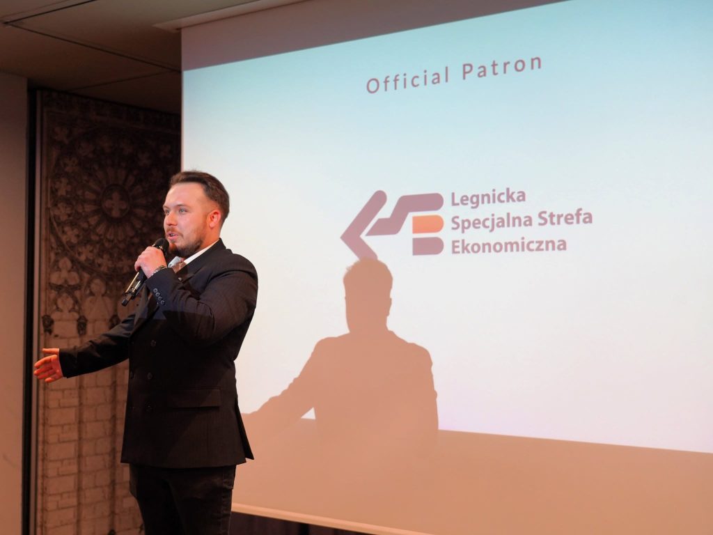 ludzie, spotkanie, prezenter