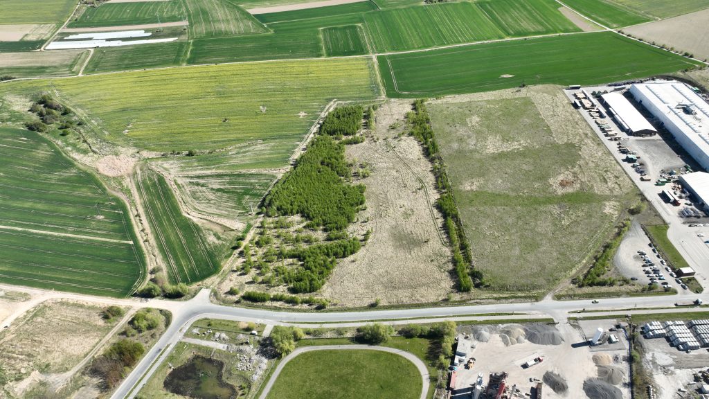 tereny inwestycyjne, widok z góry, budynki