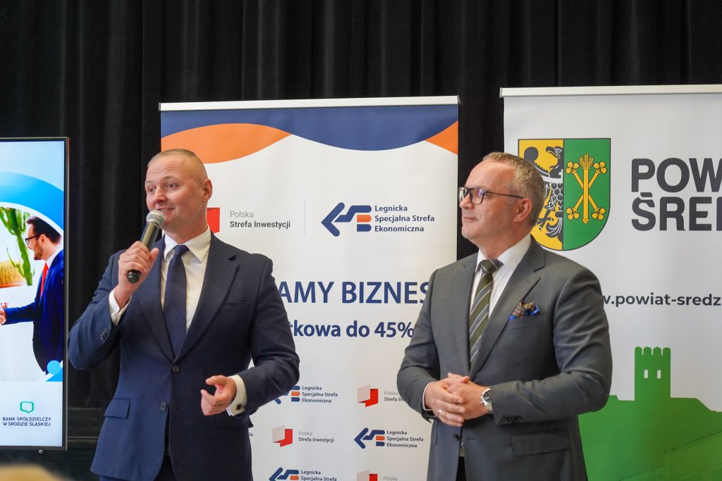Strefa dla biznesu, spotkanie, ludzie, biznes
