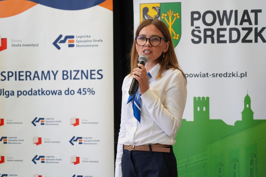 Strefa dla biznesu, spotkanie, ludzie, biznes