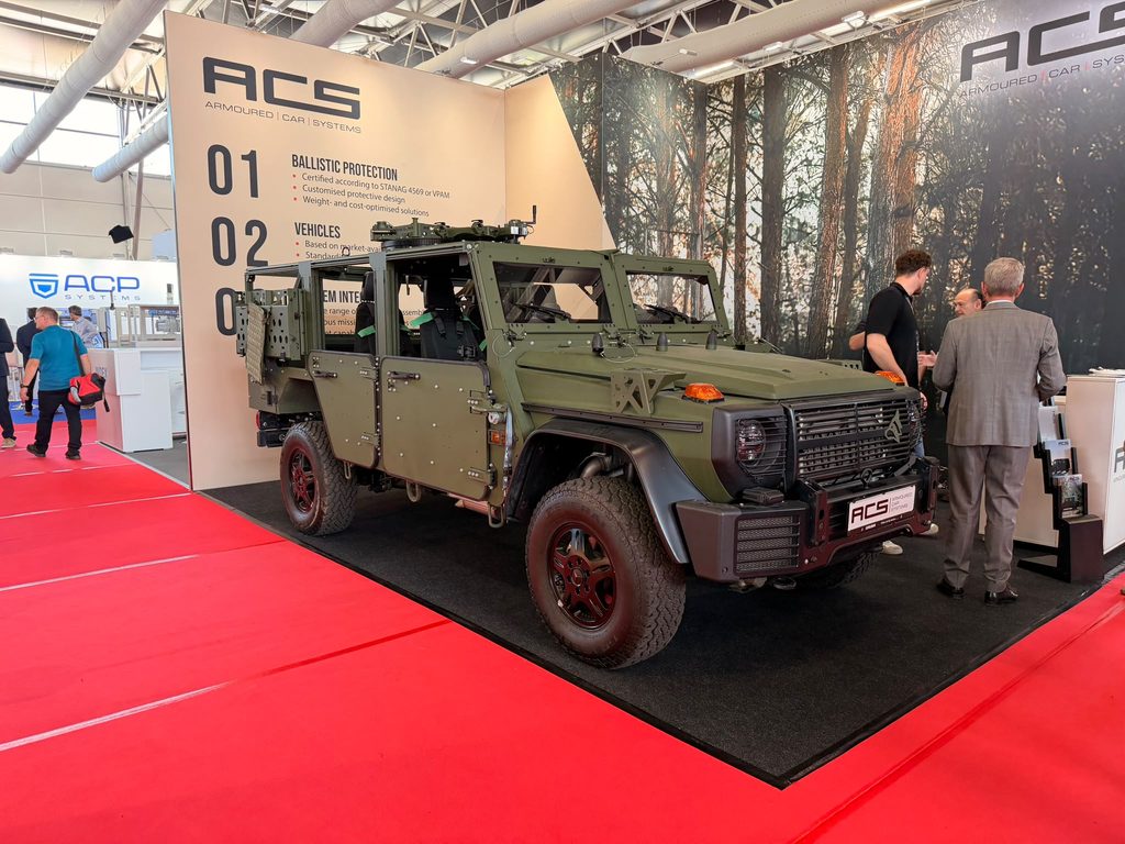 samochód na MSPO