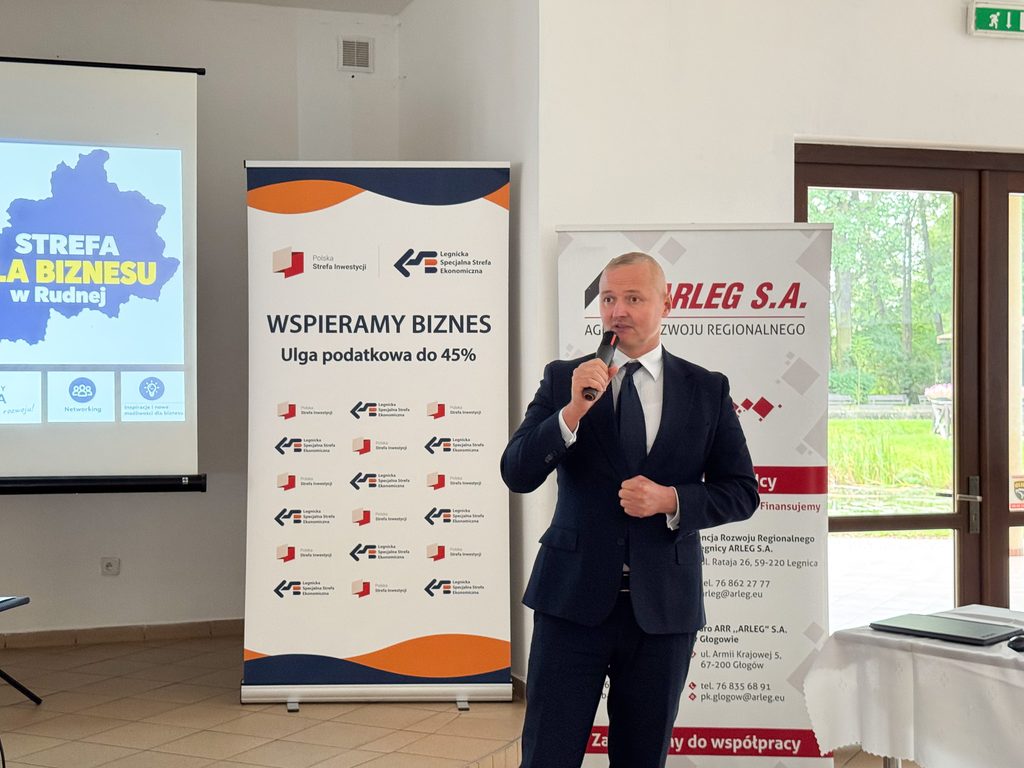 Prezes LSSE, przemawia, spotkanie