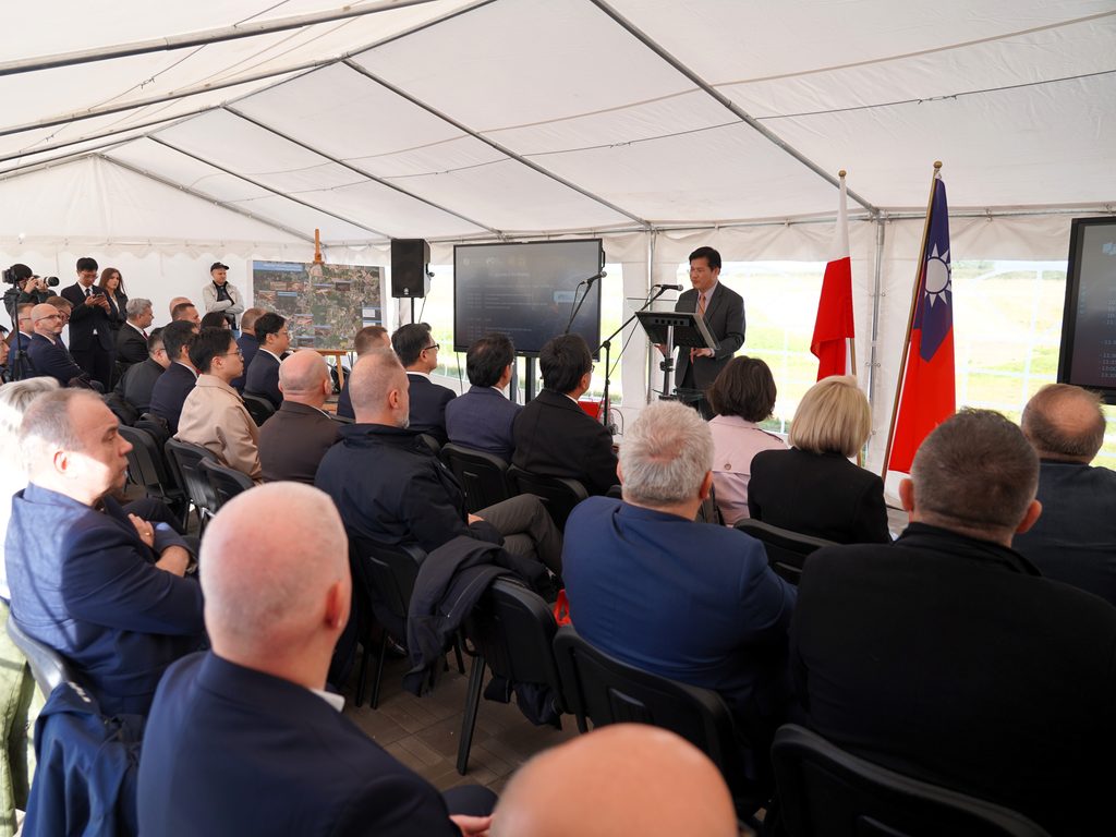 delegacja tajwańska, ludzie siedzą